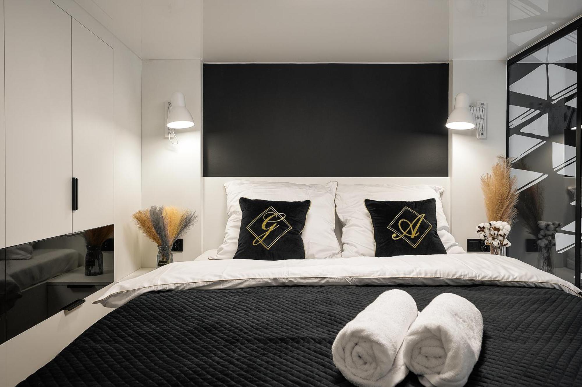 Апартаменты Loft Piotrkowska 37 Лодзь Экстерьер фото